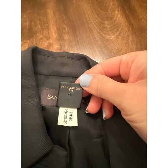 Vintage Women's Banana Republic Gray 100% Silk Button Front Jacket Size 4 - Picture 5 of 13